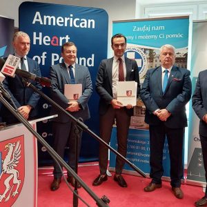 Grupa American Heart of Poland podpisała 10-letnią umowę na kontynuację opieki kardiologicznej nad Pacjentami w Mielcu