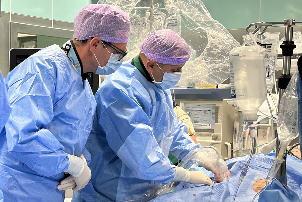 Podwójny zabieg serca – jednoczesna ablacja migotania przedsionków i zamknięcie uszka lewego przedsionka. Pacjentka czuje się dobrze